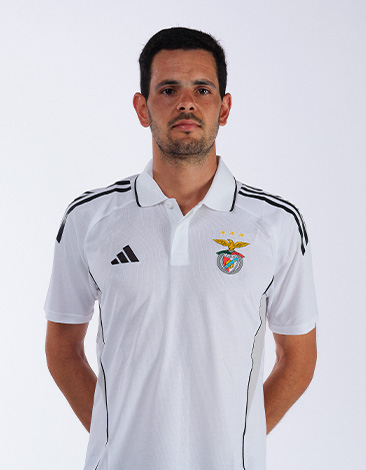 Physical Trainer (Benfica LAB): Fábio Campos