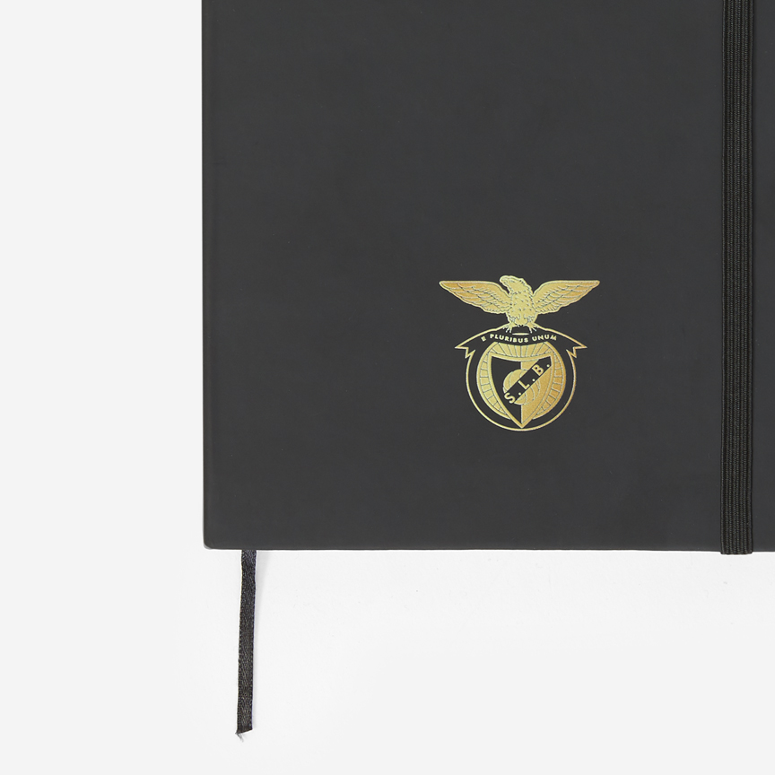Black notepad with Sport Lisboa e Benfica emblem