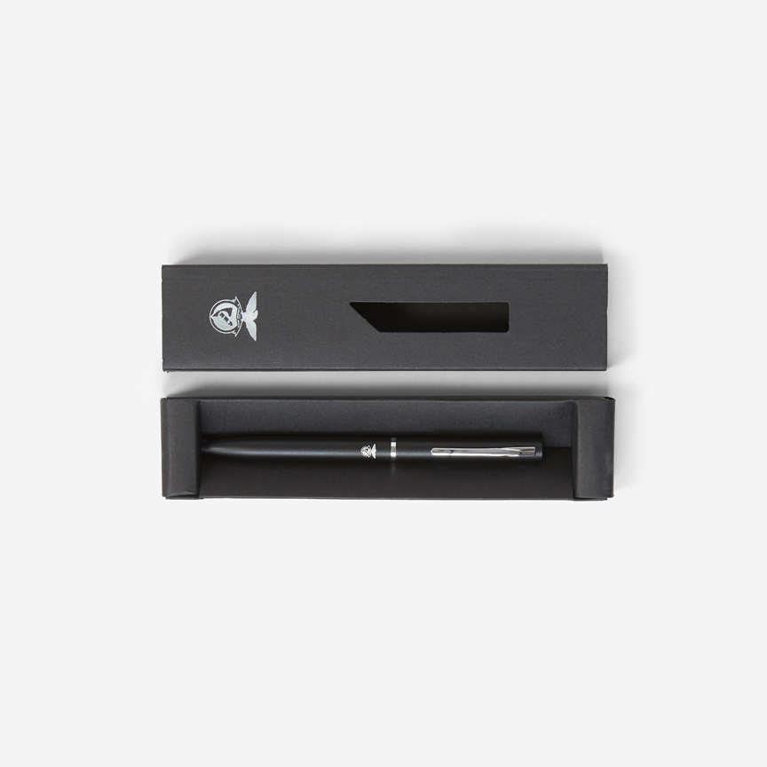 Black ballpoint pen with SL Benfica emblem