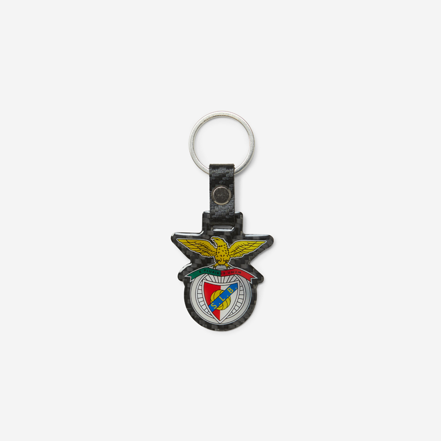 Black keyring with SL Benfica emblem pendant